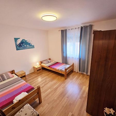 Spacious Apartment With Parking&Garden Marcana Exterior photo