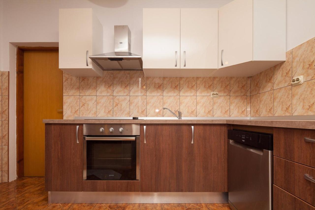 Spacious Apartment With Parking&Garden Marcana Exterior photo