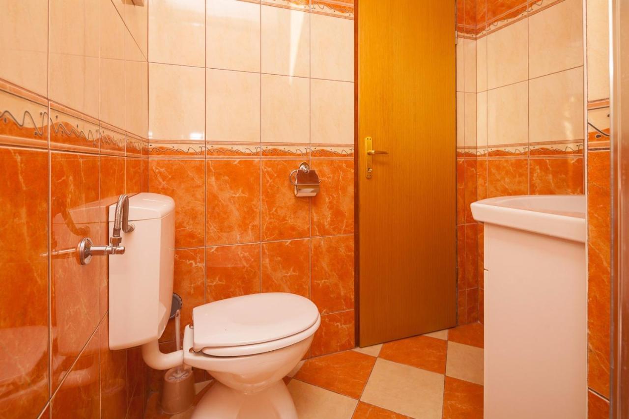 Spacious Apartment With Parking&Garden Marcana Exterior photo