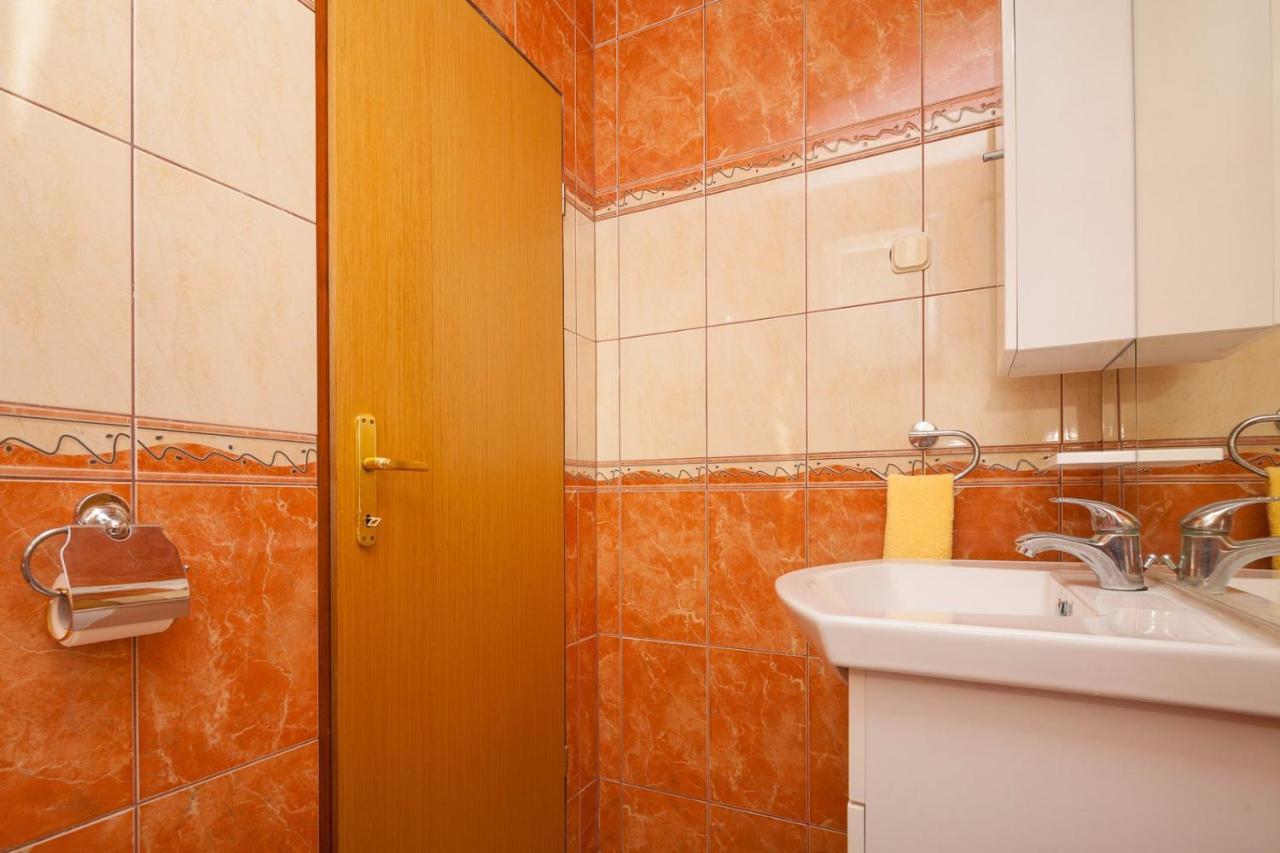 Spacious Apartment With Parking&Garden Marcana Exterior photo
